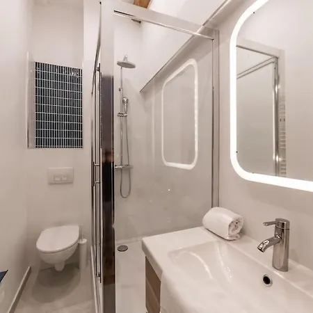 Proche Cité Internationale Appartement *